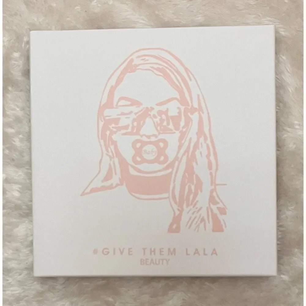 NIB Give Them Lala Beauty The Baby Palette
